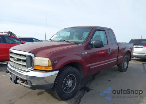 2000 Ford F-250 Lariat/Xl/Xlt z USA, uszkodzony, nr VIN 1FTNX20S7YEA51038